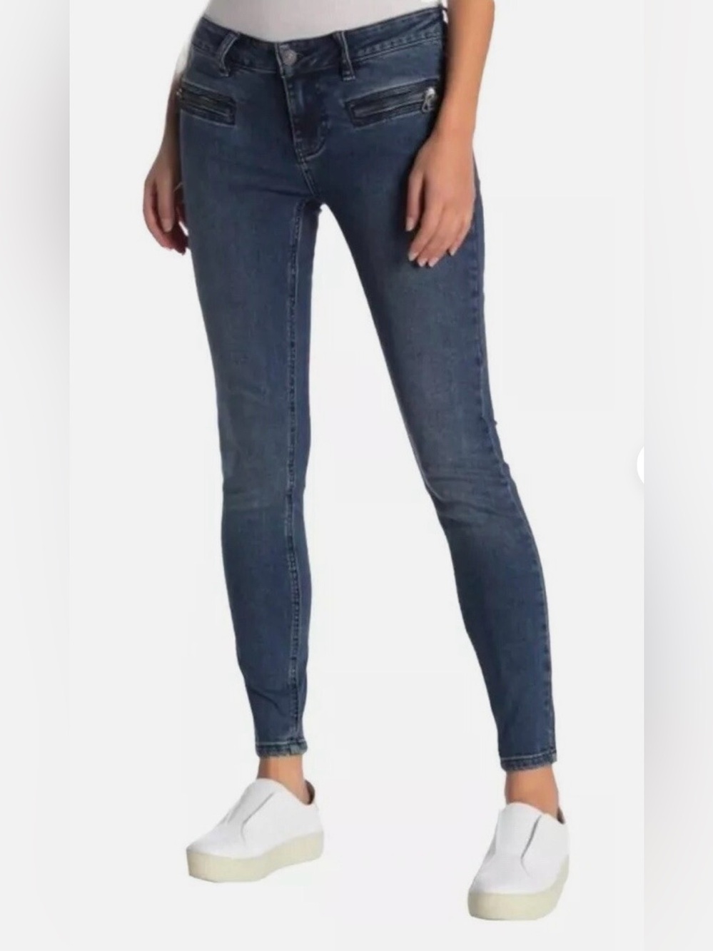 Free People Skinny Jeans in Dark Wash Blue